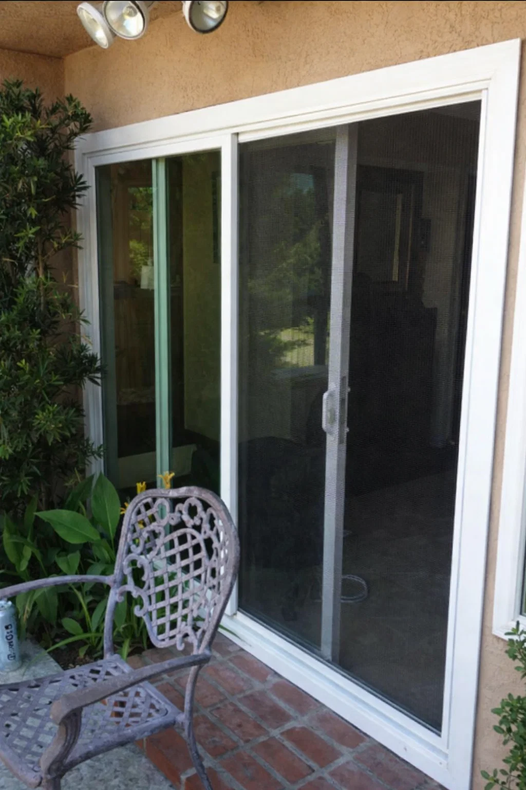 Sliding door glass after repair